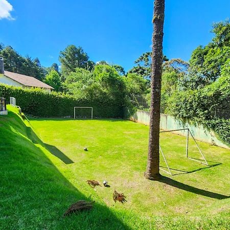 Excelente Casa, bairro nobre em Campos do Jordão Vila Exterior foto