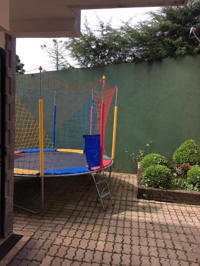 Excelente Casa, bairro nobre em Campos do Jordão Vila Exterior foto