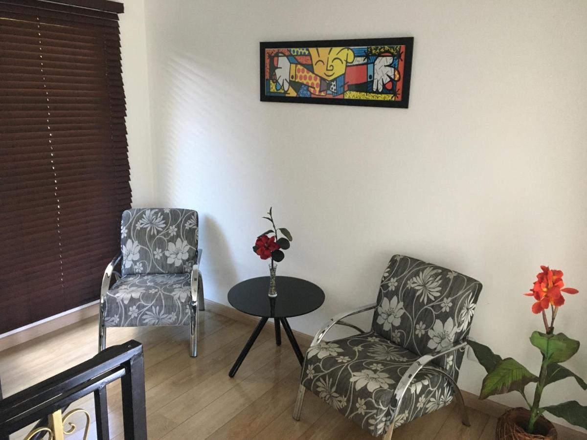 Excelente Casa, bairro nobre em Campos do Jordão Vila Exterior foto