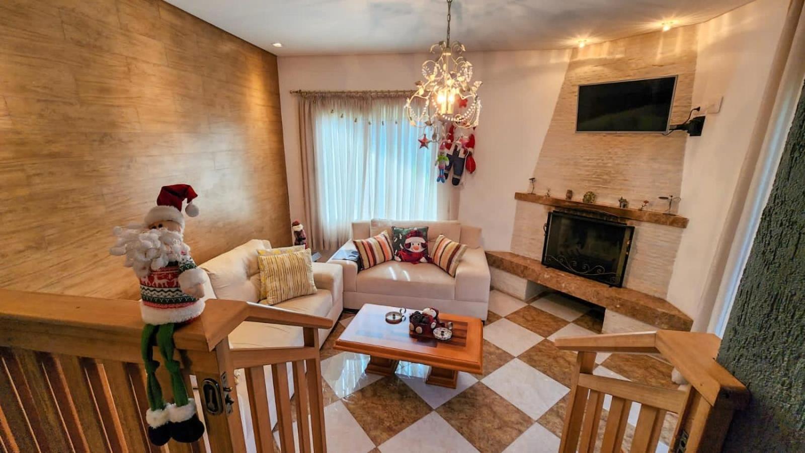 Excelente Casa, bairro nobre em Campos do Jordão Vila Exterior foto
